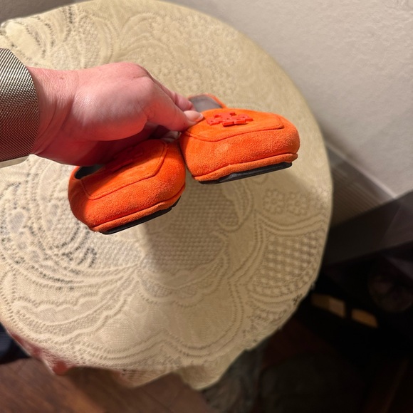 Tory Burch Driving Loafers - Picture 2 of 4